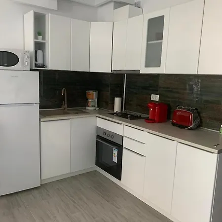 Apartment Onix - Sea View 3*